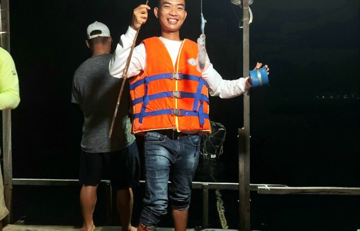 fish for squid in Quy Nhon