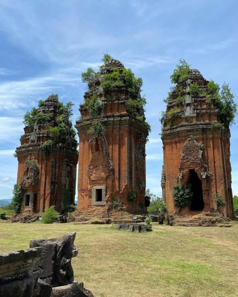 Duong Long Champa towers