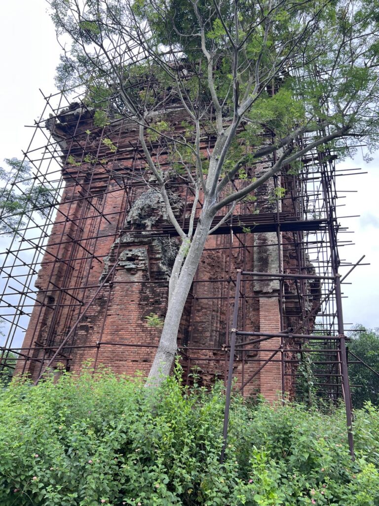 Thu Thien Cham Tower