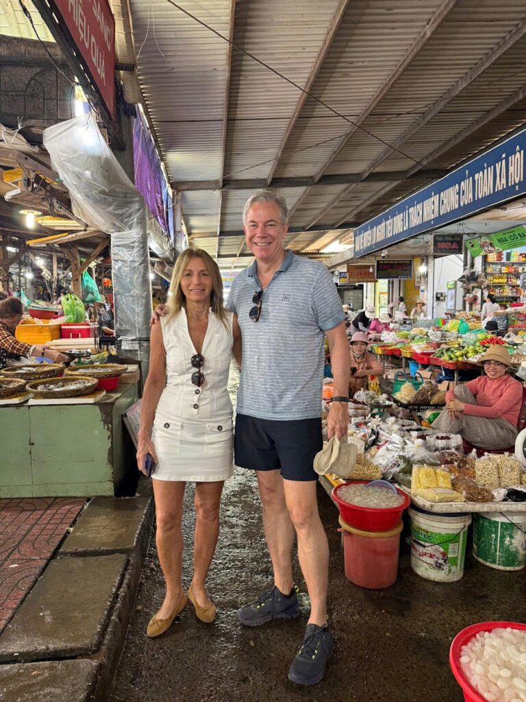 Dam Market
