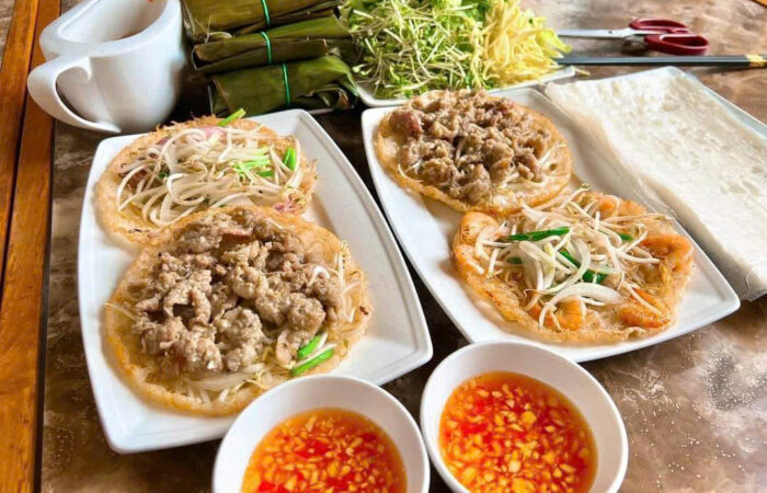 Banh Xeo - Jumping Shrimp Pancake in Quy Nhon