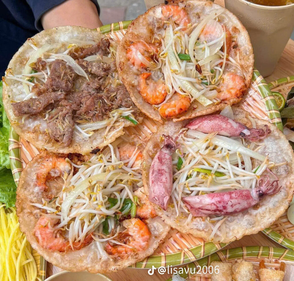 Banh Xeo - Rice pancake in Quy Nhon