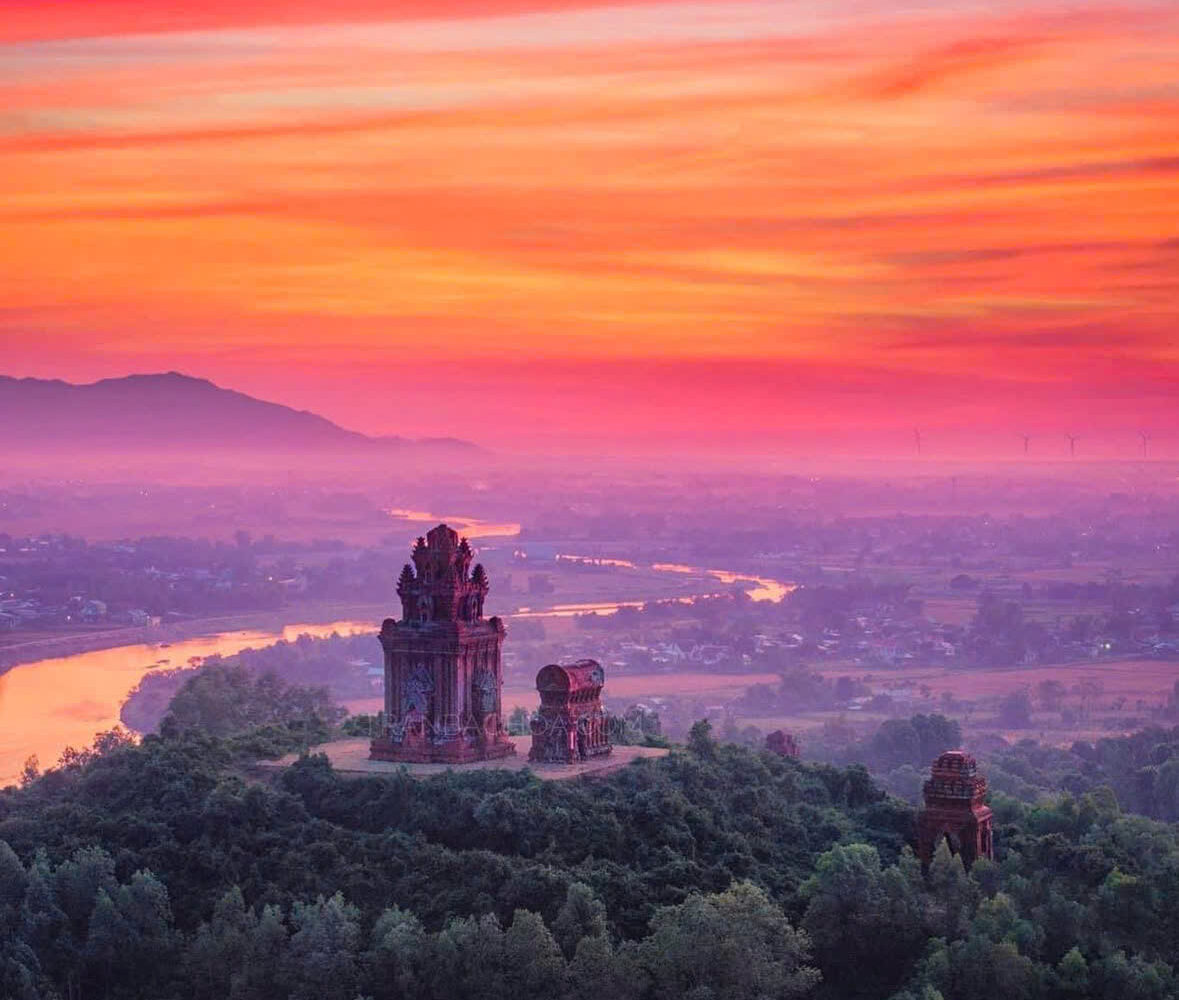Banh It Champa towers at dawn Banh It Champa towers at dawn