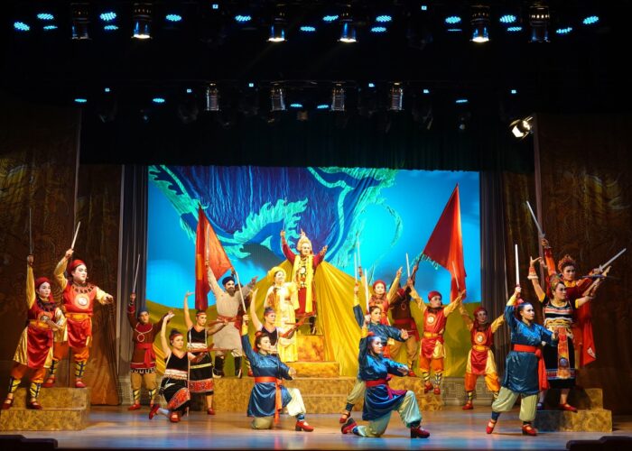 Tuong - Binh Dinh Folk Music on stage