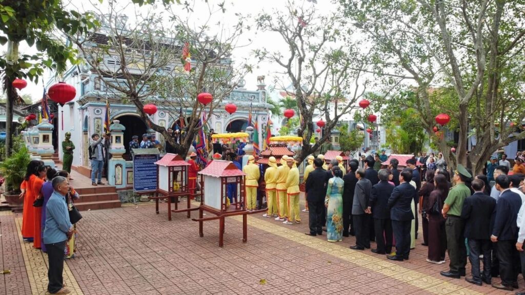 Courtyard Ceremony at Nuoc Man Temple