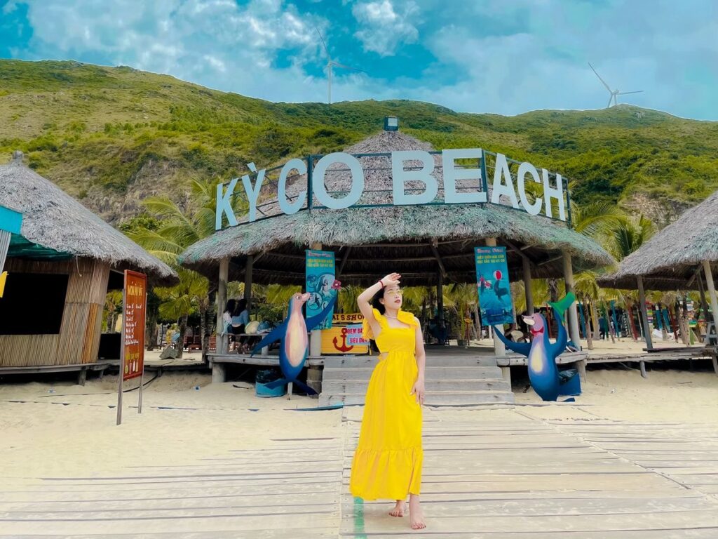 Ky Co Beach photography poses