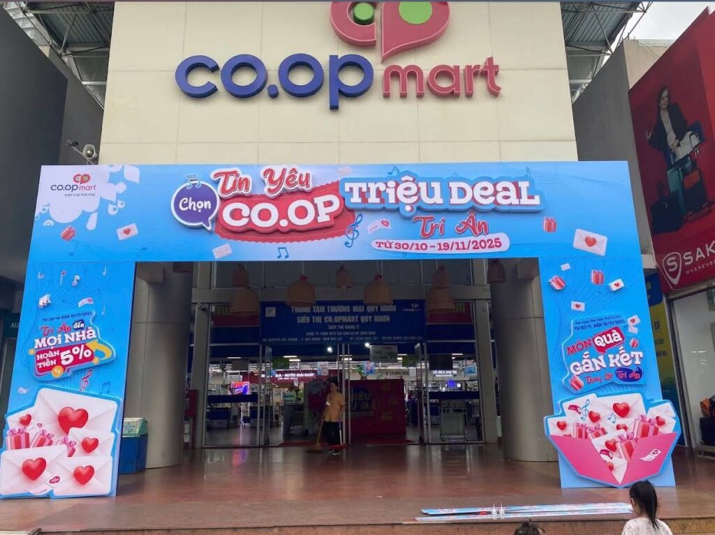 International Groceries in Quy Nhon - market and supermaret
